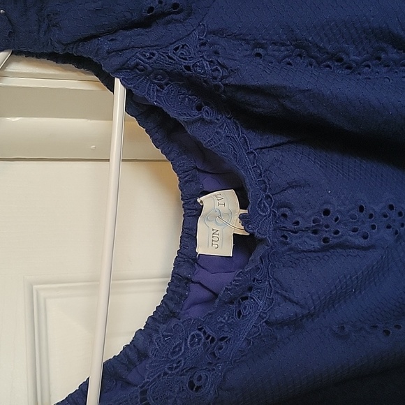 Women's June and Ivy top - Picture 9 of 12